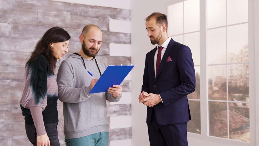 Azerbaijan Real Estate Laws: What You Need to Know Before Buying a Villa
